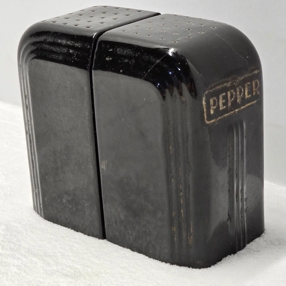 Vintage Art Deco Black Ceramic Salt and Pepper Shakers Ribbed MCM Kitchenware